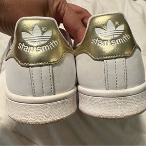 Adidas Stan Smith with gold size US 9